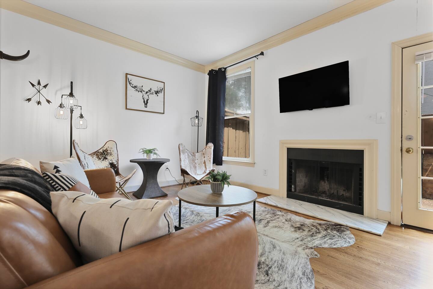 Country West End Stay 2bd 2.5bth 2mi from DT!