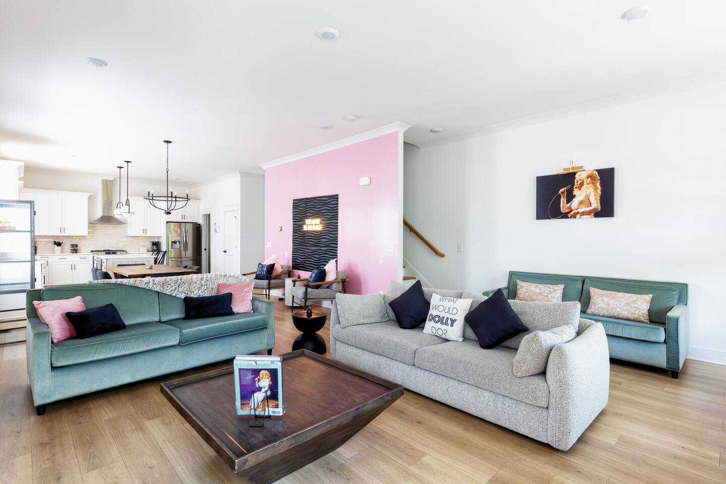 8 bd! *2* Home Combo in East Nashville! Rooftops!