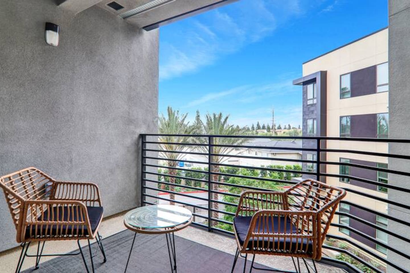 Monthly 1BR + Balcony near Costa Mesa & SNA