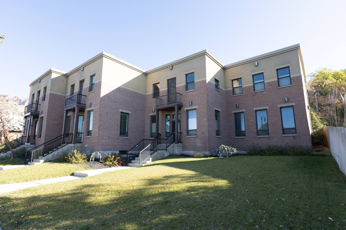 Two Spacious Row Homes Near Downtown SLC!