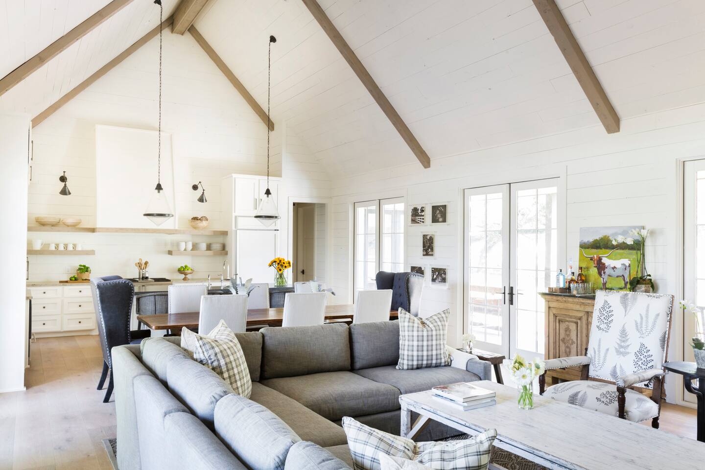 70-Acre Luxury Farm Estate with 3 Homes and Pool