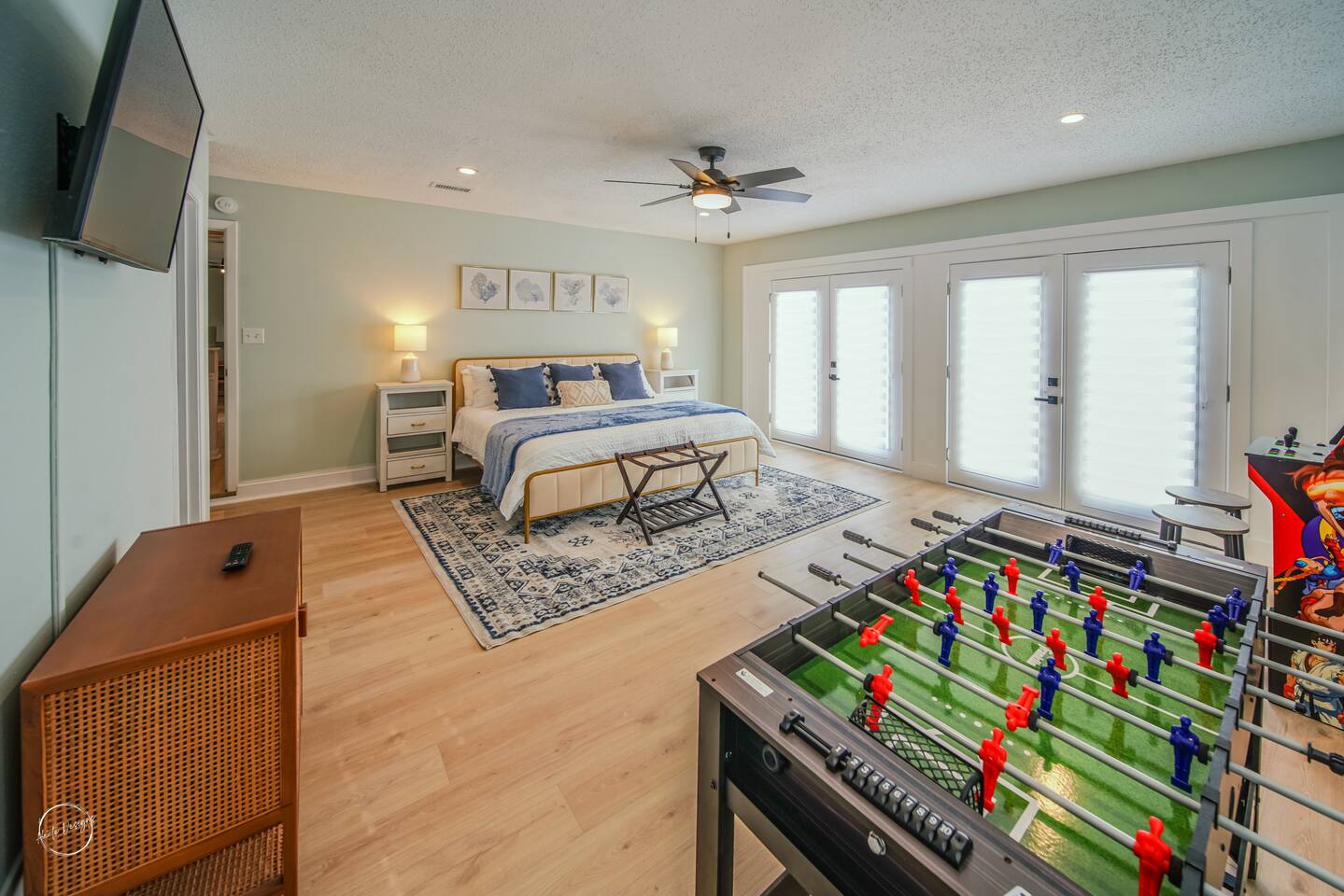 Walk to Beach&Casino*Family&Pet Friendly*Sleeps12