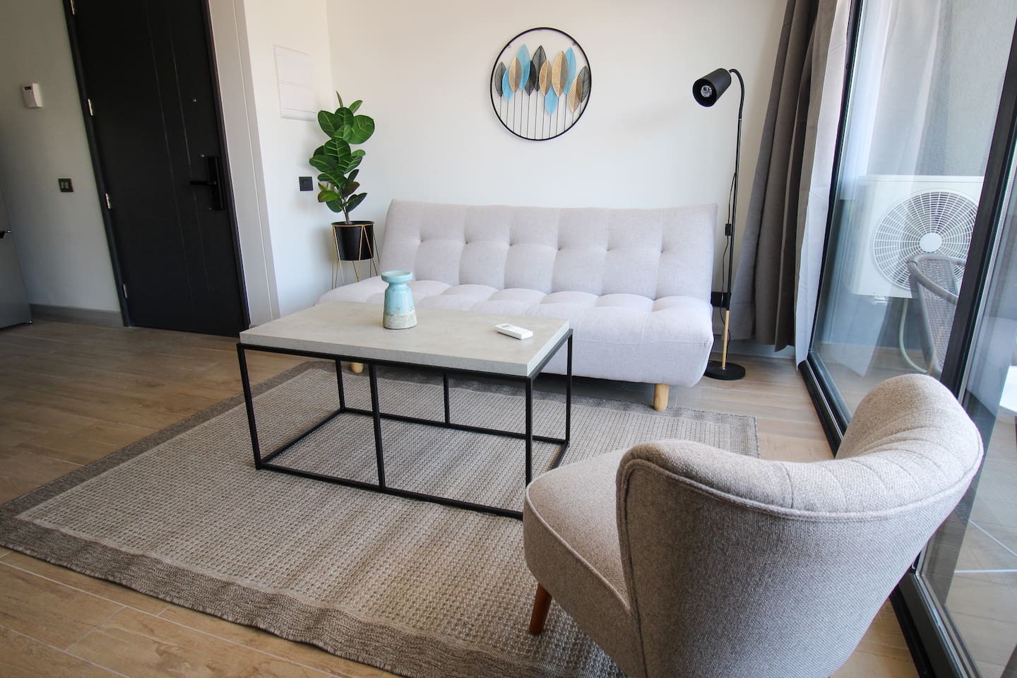 Minimalista, A/C & Calefacción, Parking, Metro