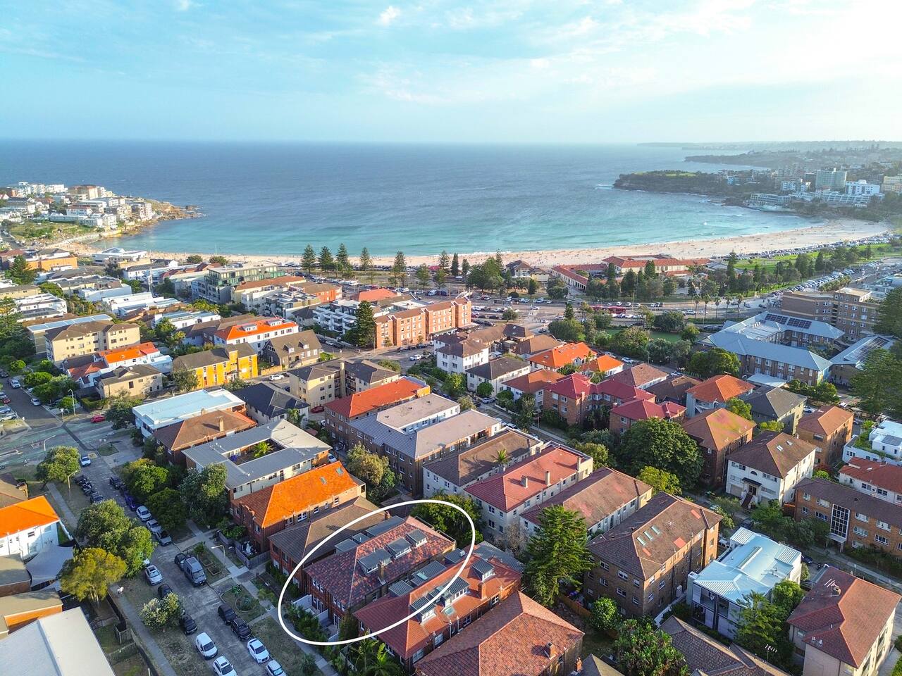 Bondi 2BR | Terrace + Outdoor Shower | Superhost