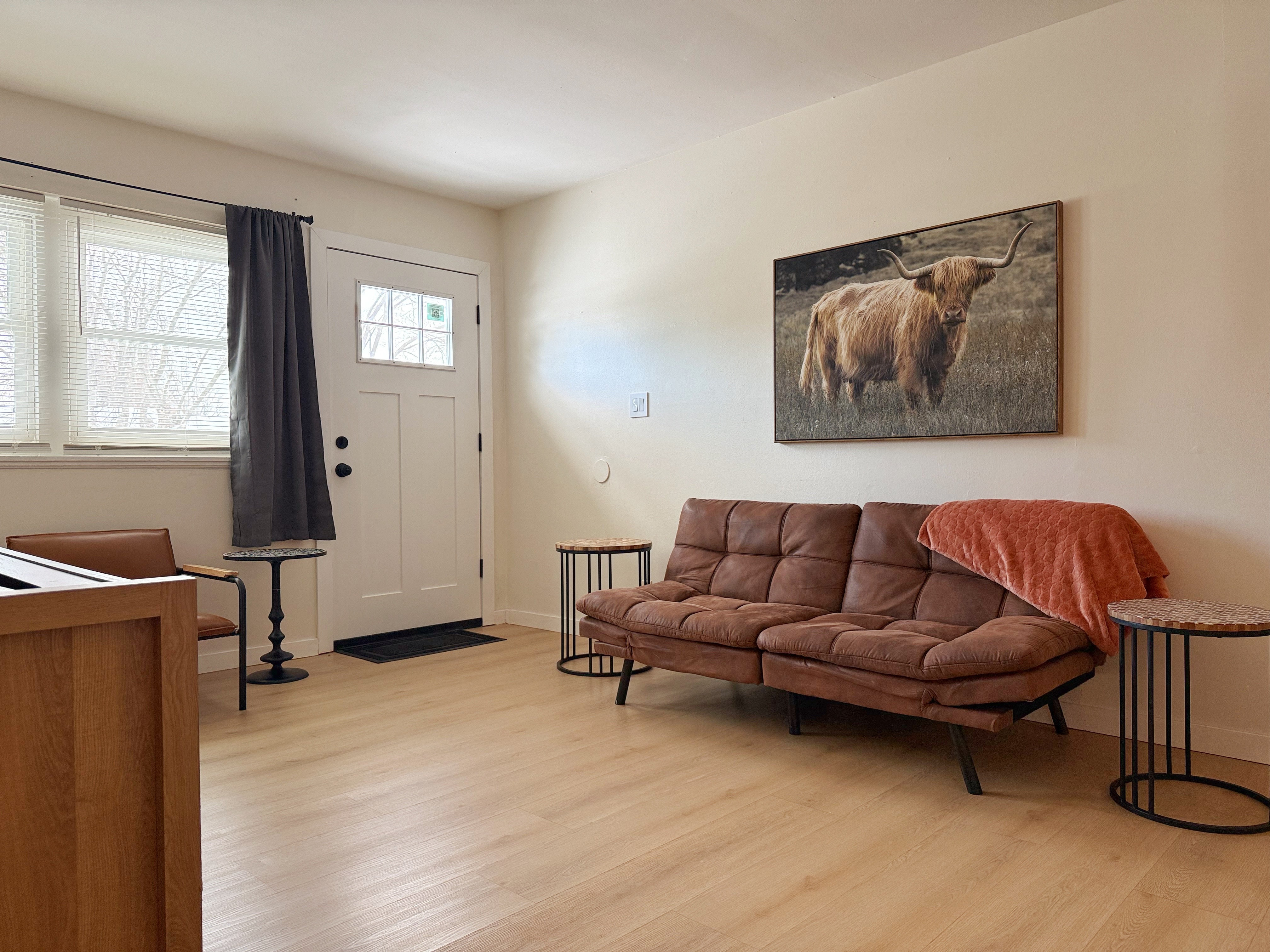 Fairlawn Retreat | 2BR/1BA Newly remodeled Apt