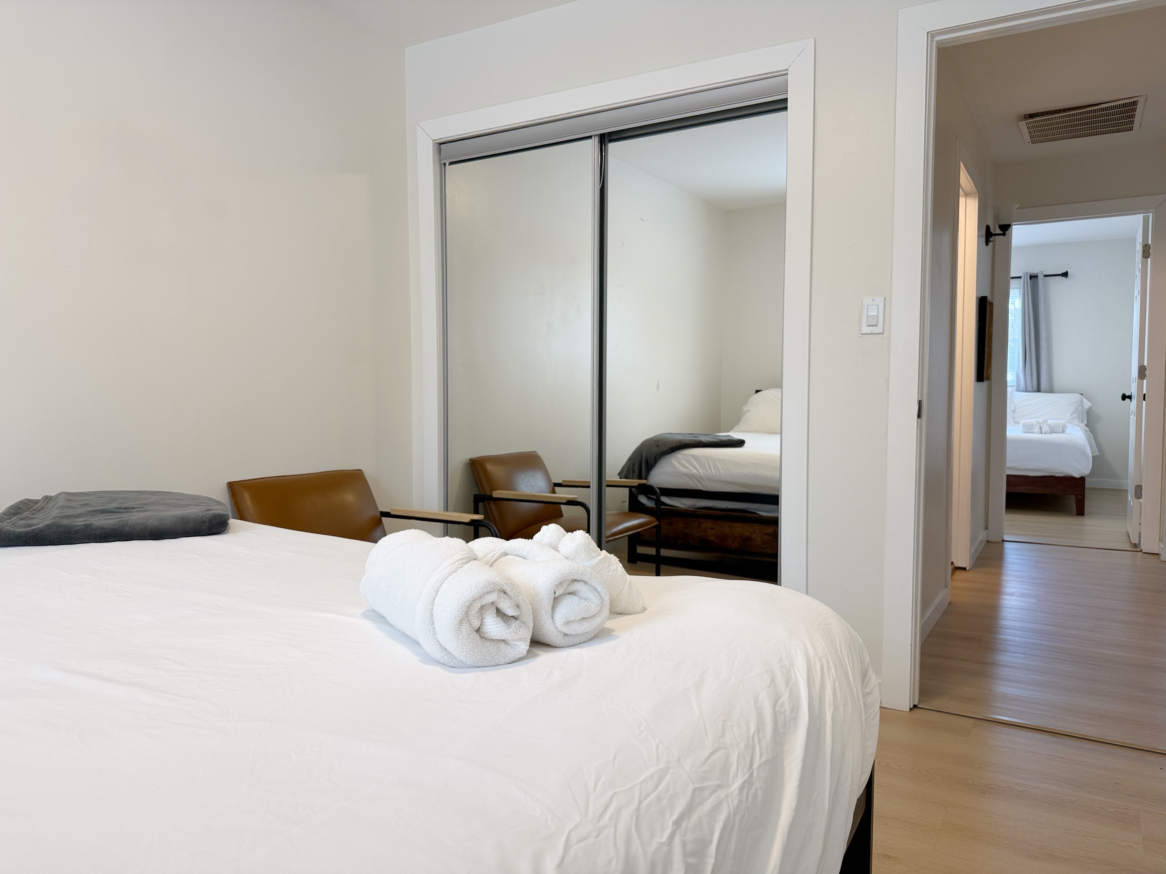 Fairlawn Retreat | 2BR/1BA Newly remodeled Apt