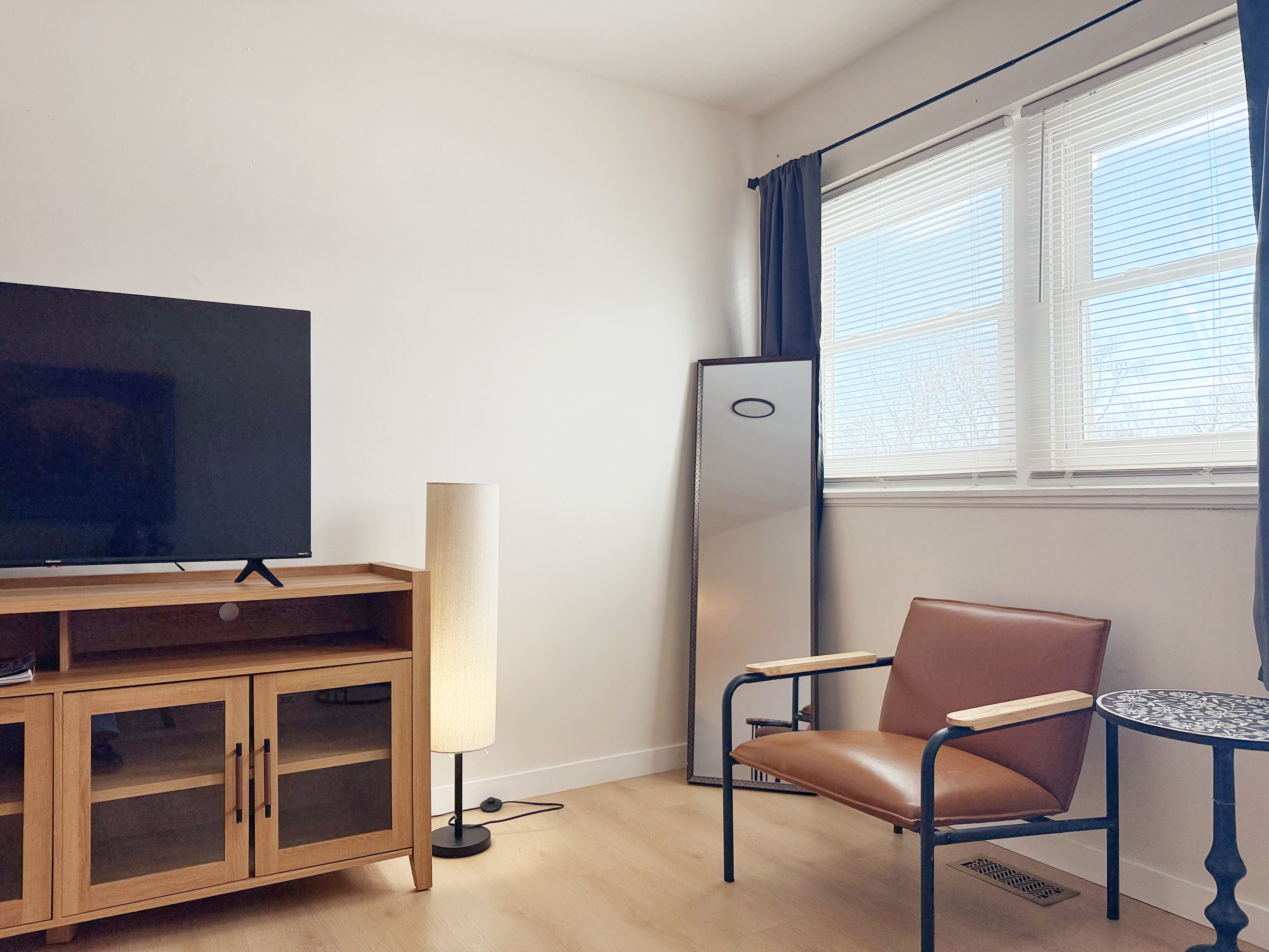 Fairlawn Retreat | 2BR/1BA Newly remodeled Apt