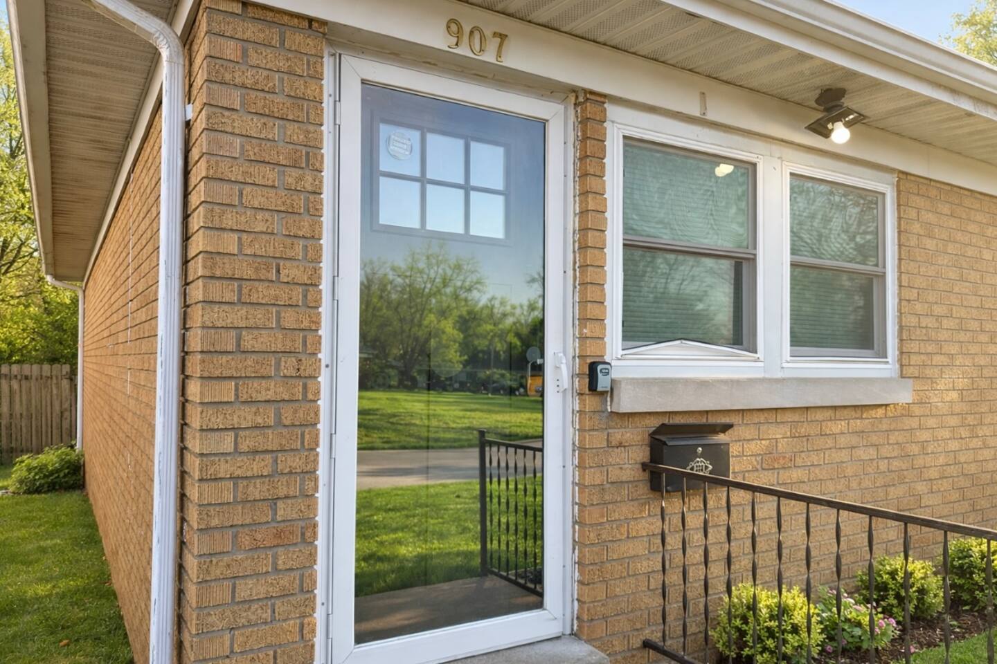 Fairlawn Retreat | 2BR/1BA Newly remodeled Apt