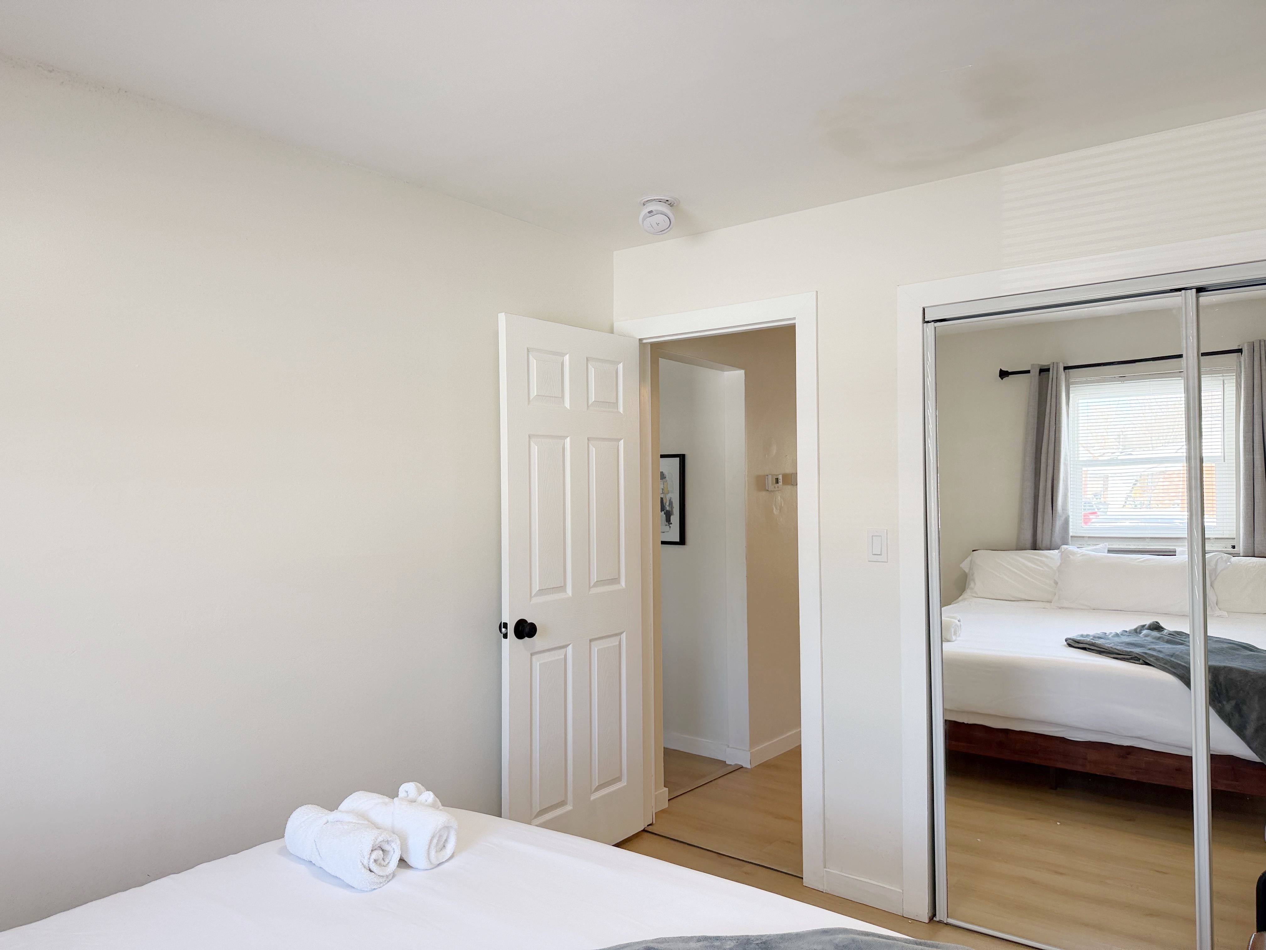 Fairlawn Retreat | 2BR/1BA Newly remodeled Apt