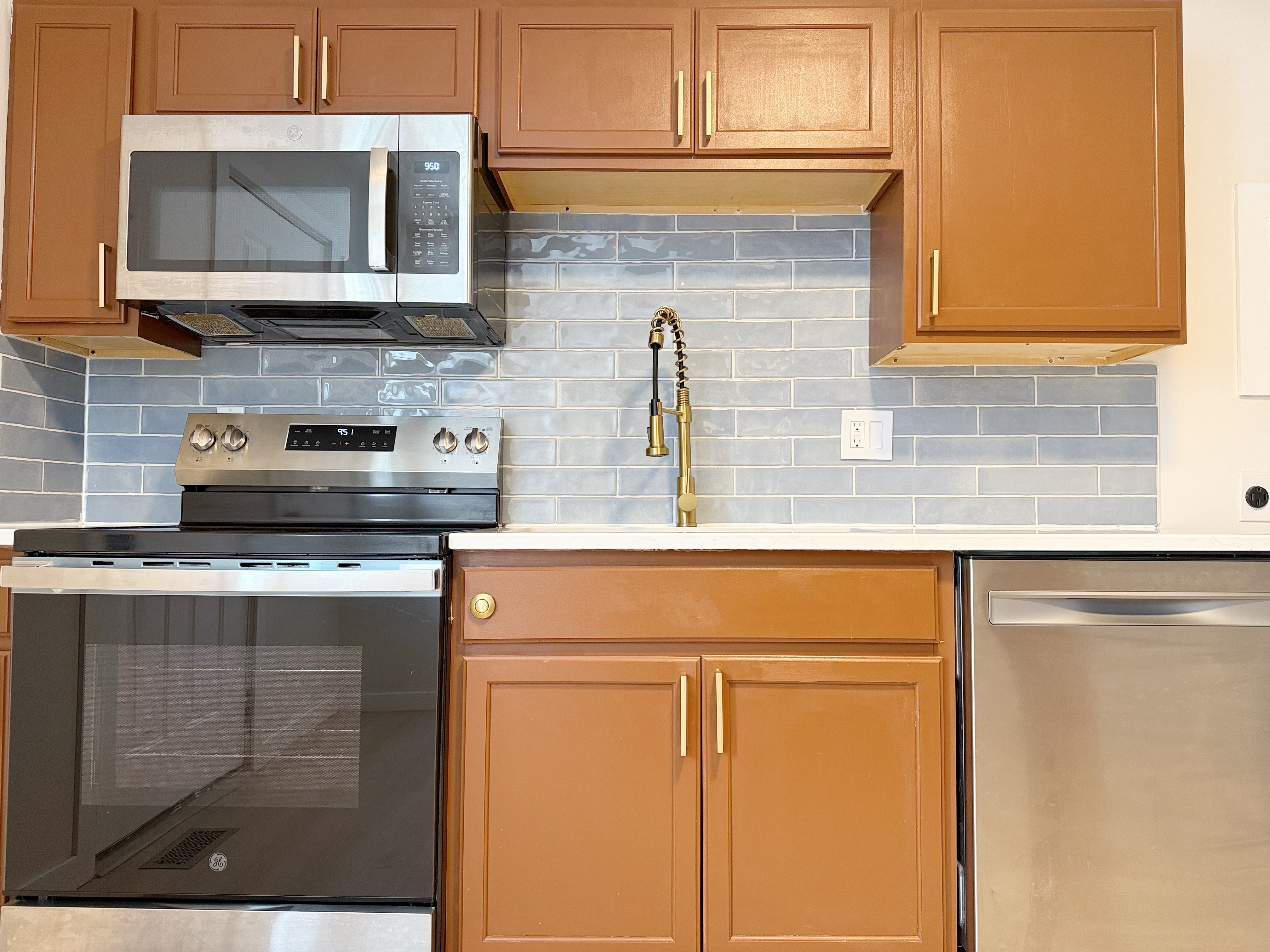 Fairlawn Retreat | 2BR/1BA Newly remodeled Apt