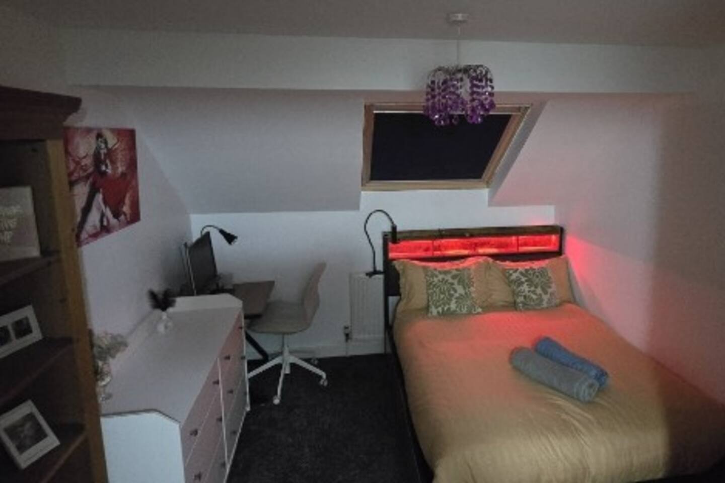 The Shinki House - Double Bedroom