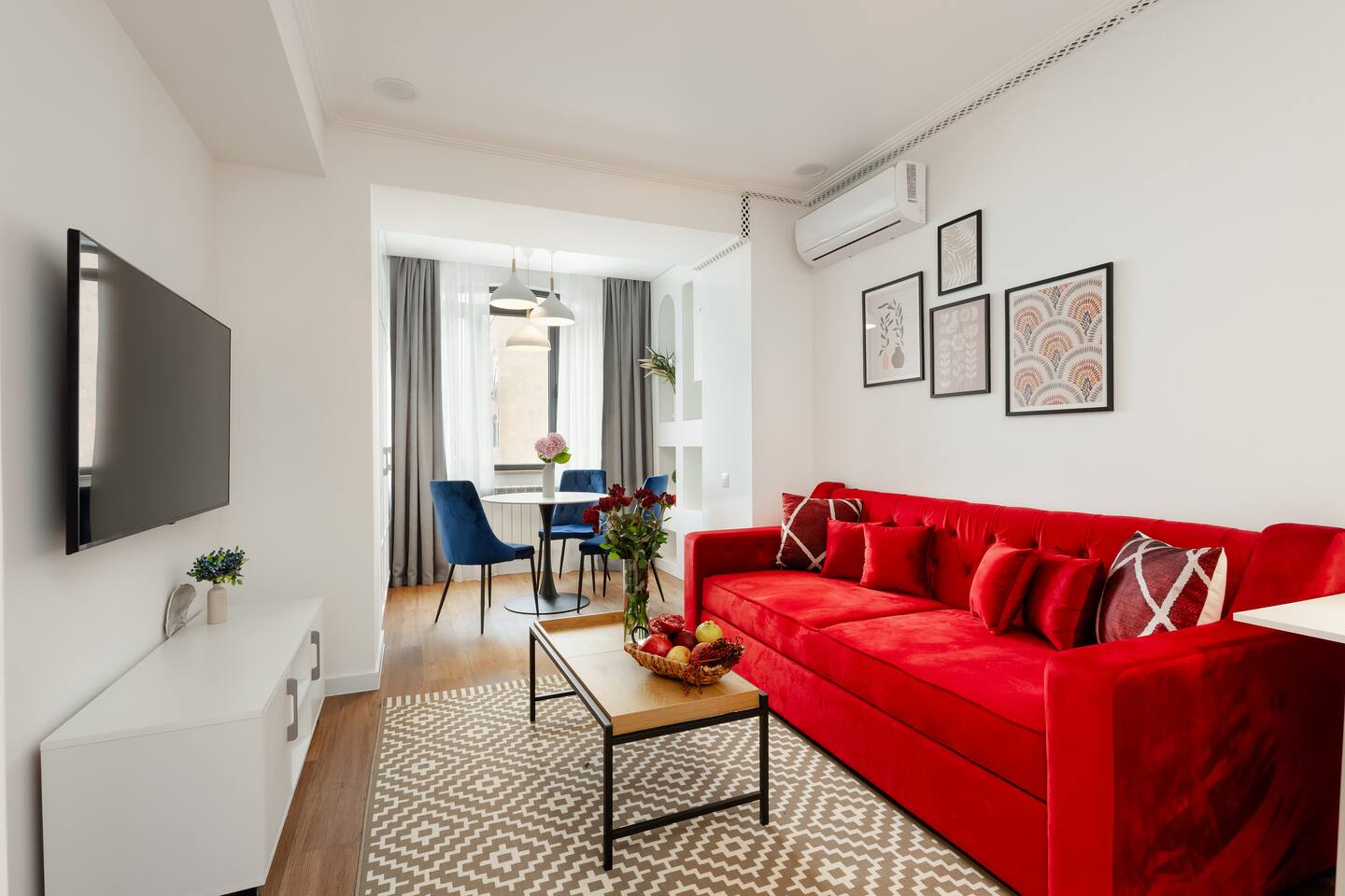 Refined Comfort | Saryan Suite | City-Center