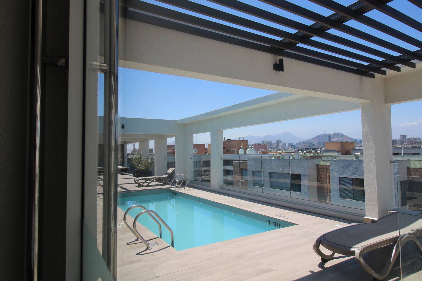 Chic Apart con A/C, GYM, Piscina, hasta 3