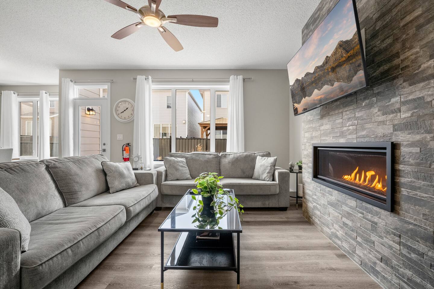 Bright & Spacious Family Retreat