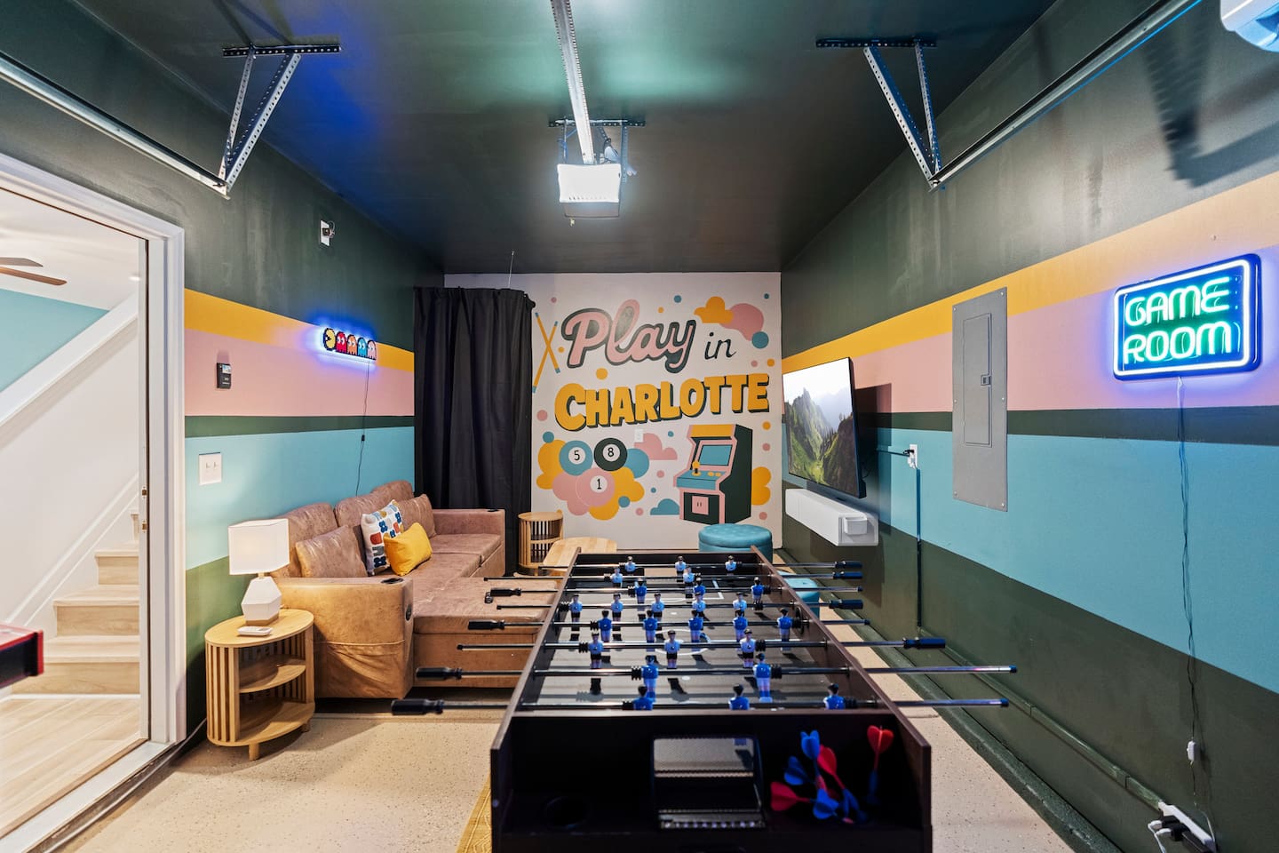 5BR New Home w/ Hot Tub & Game Room - Sleeps 16