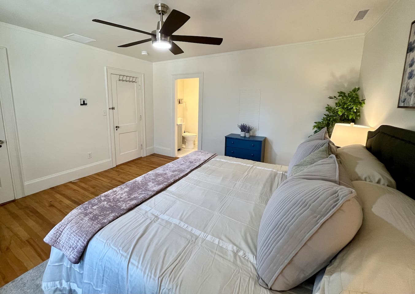 Private, Quiet 3 Bedroom House with Central AC