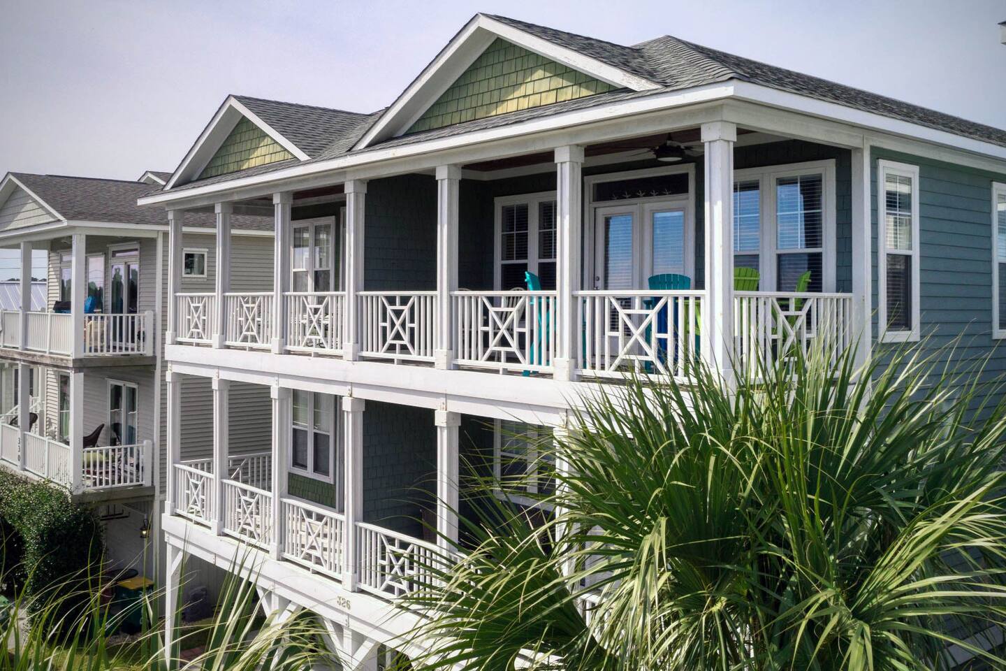 Coastal Elegance by Beach, Restaurants & KB Pier