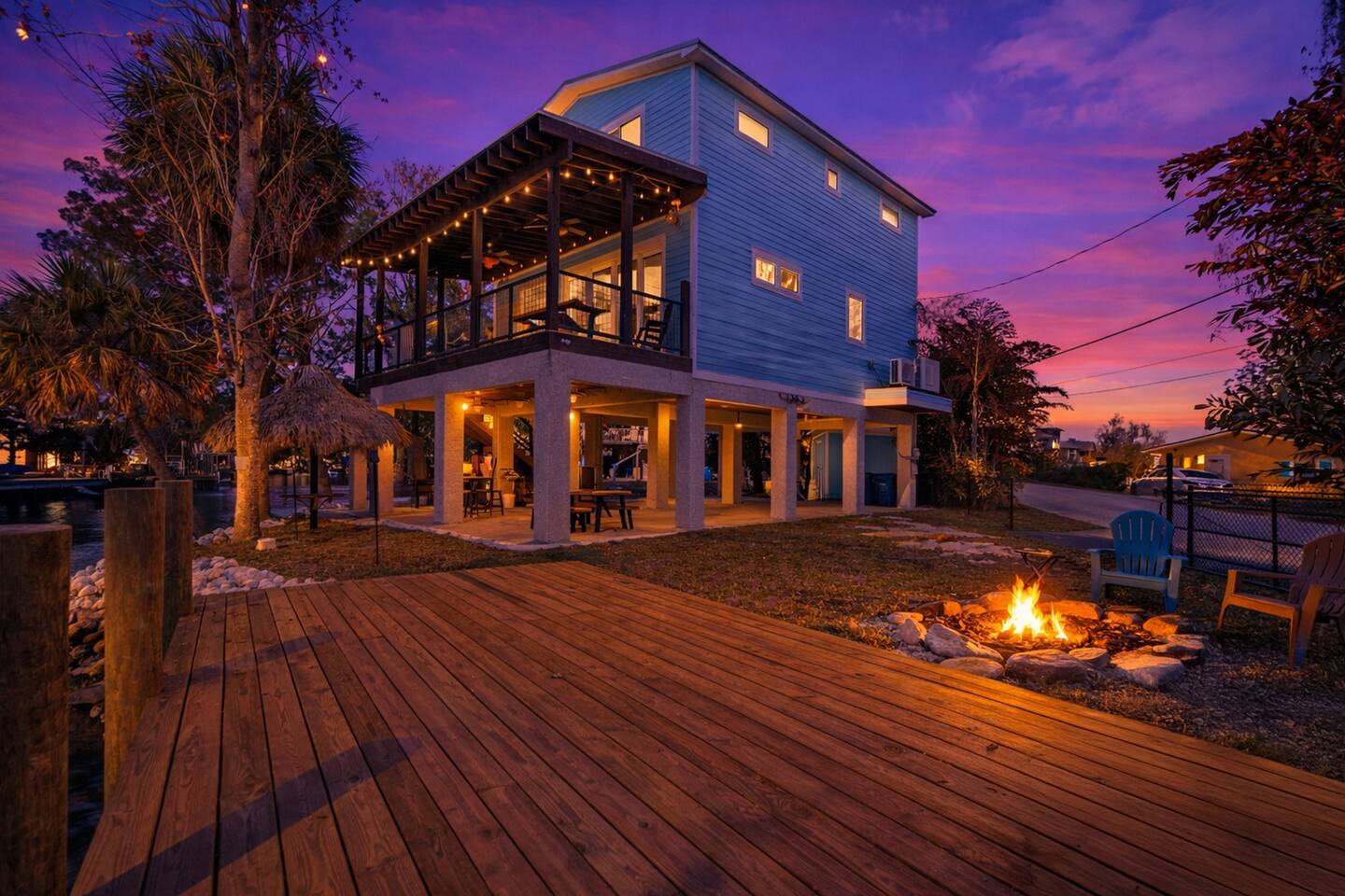 Paradise on the River | Weeki Tiki | Riverfront