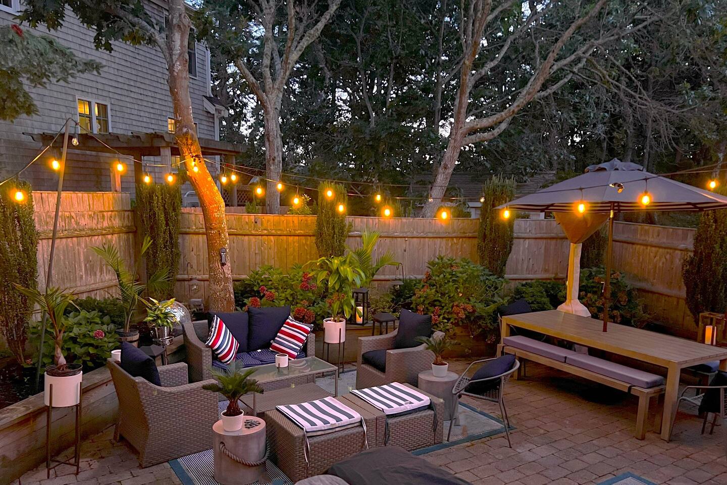 Luxury Home - Patio + Parking + Gym + Dogs