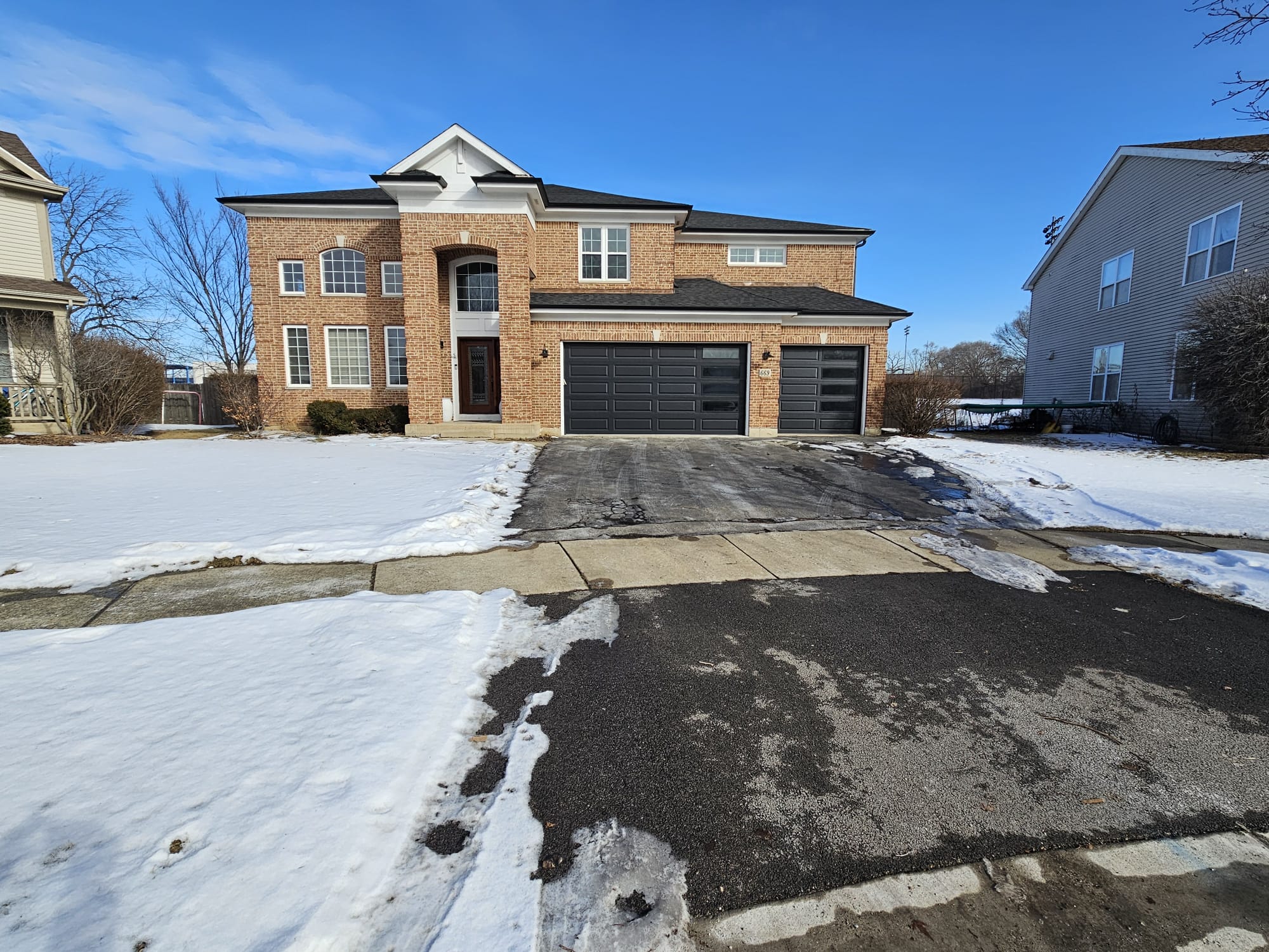 The Grand Luxury House 6 bedrooms/4.5 bathrooms