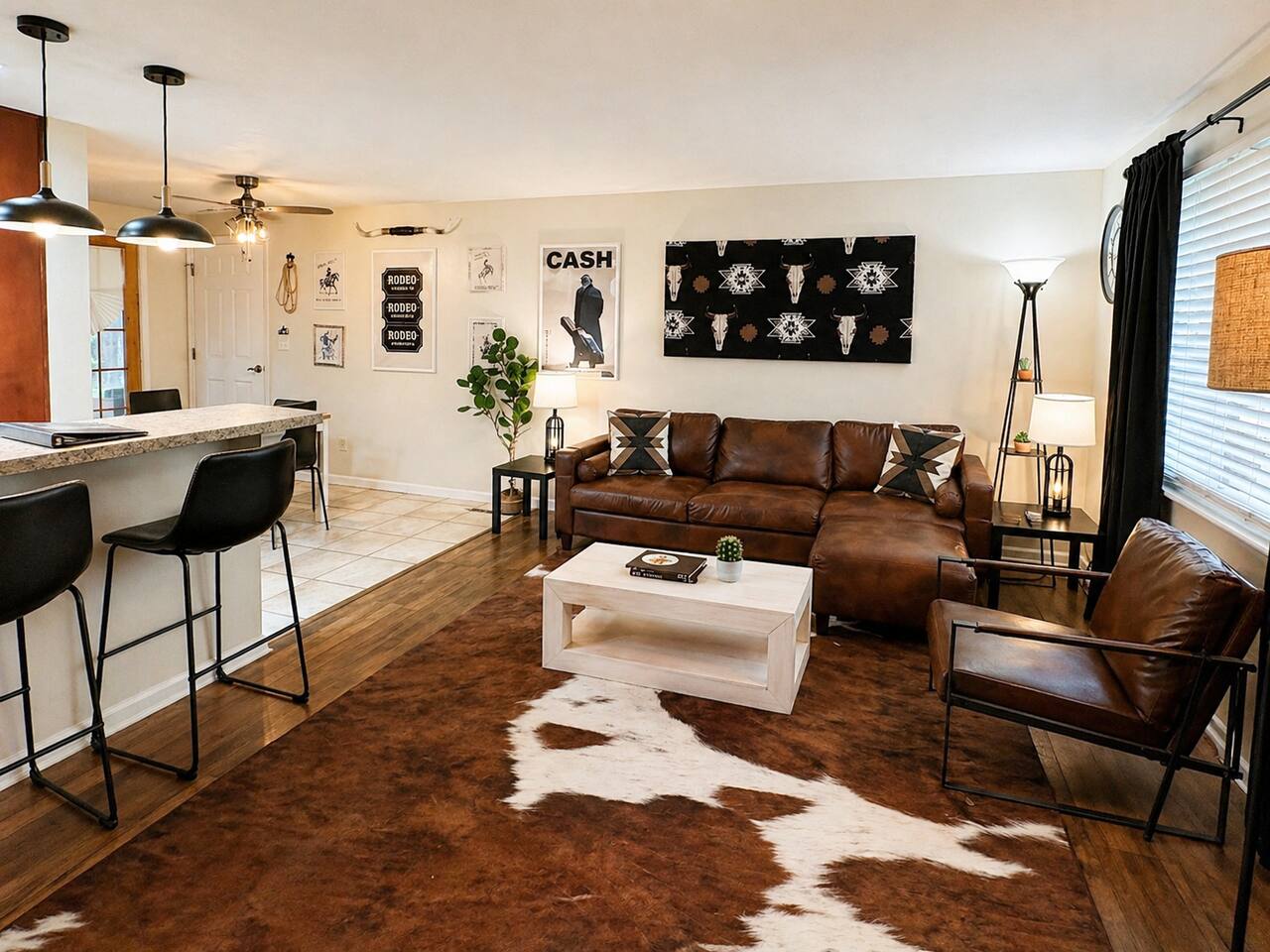 Cash's Cowboy Haven | 3BR 2BA Covered Deck Dayton