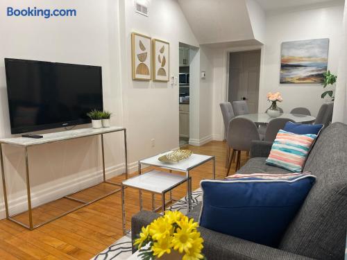 Academic Scholar: Modern Apt Near WesternU &Trails