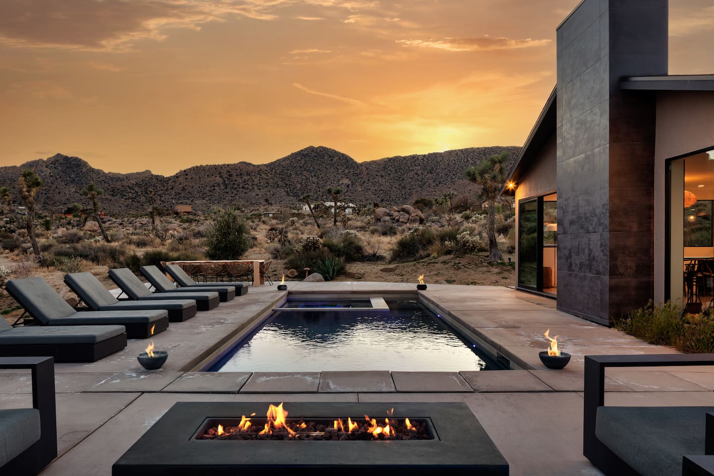 Amaru Muru - Luxury Pool, Hot Tub and Yoga Studio