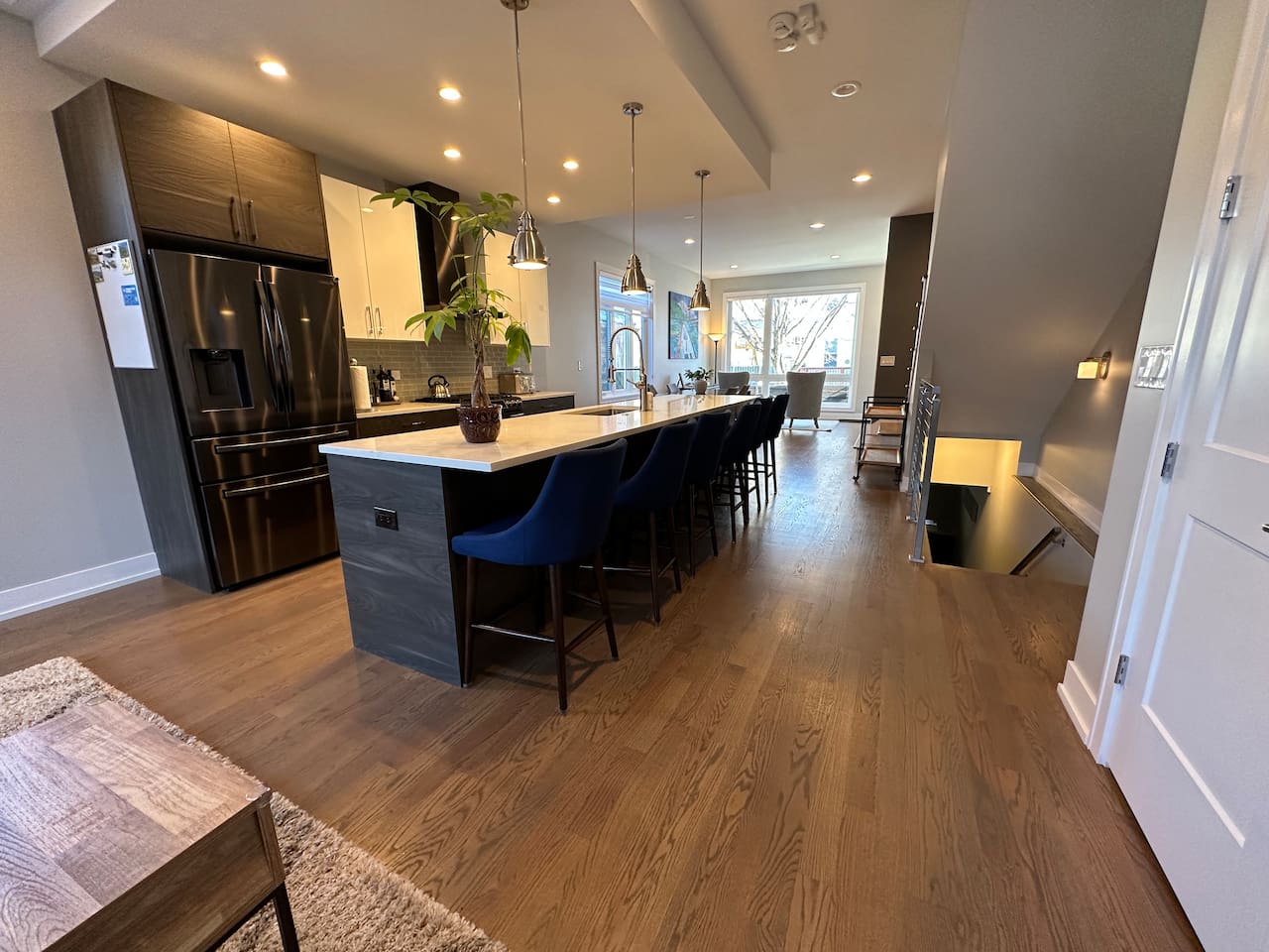 Modern SFH Near McCormick Place & Soldier Field