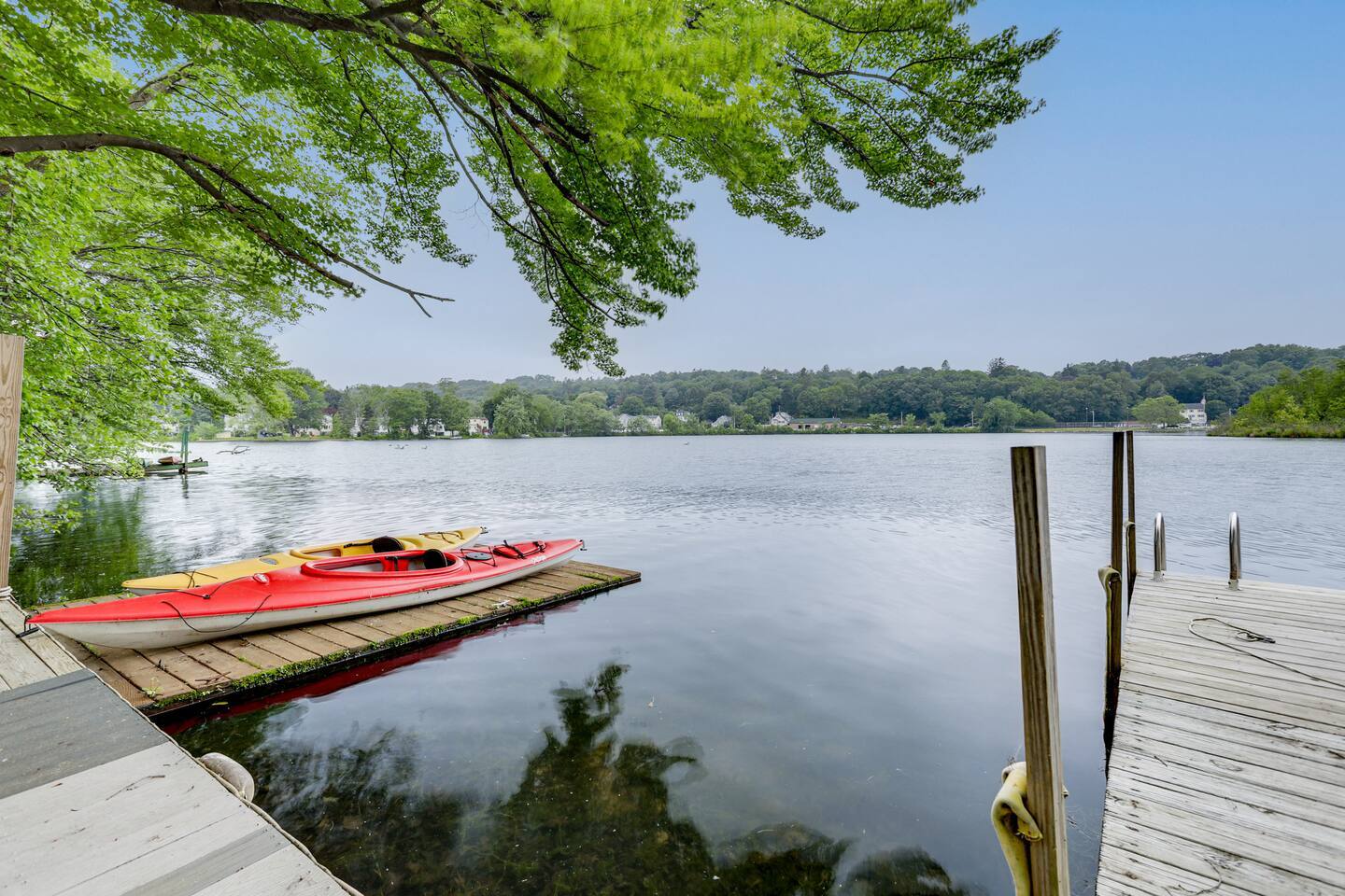Close to Colleges: Worcester Apt w/ Lake Access!