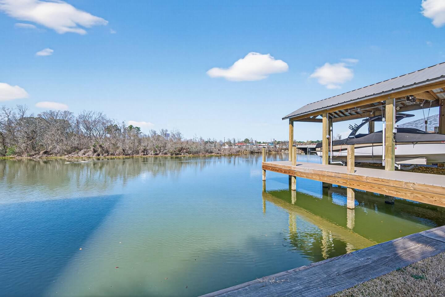 Lakefront Cove - Gameroom, Kayaks, Close to Shops