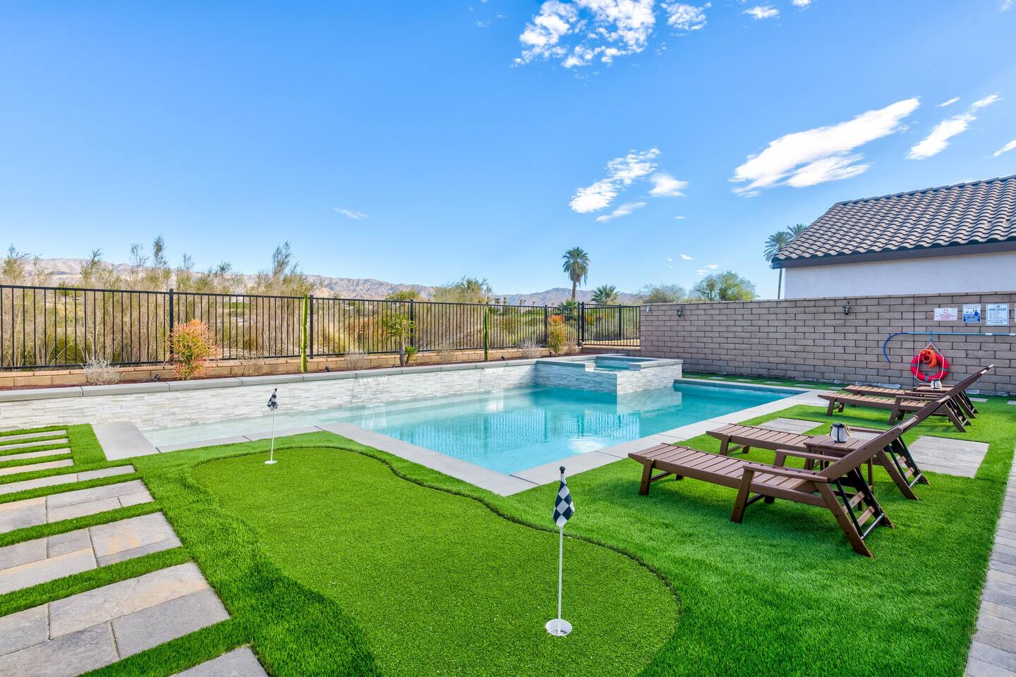 Vista View Villa, Pool/Spa with Mountain View’s