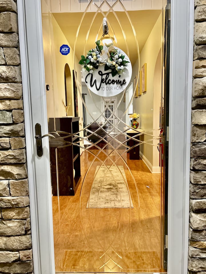 Stylish 5BR Retreat with Patio Near Fort Bragg