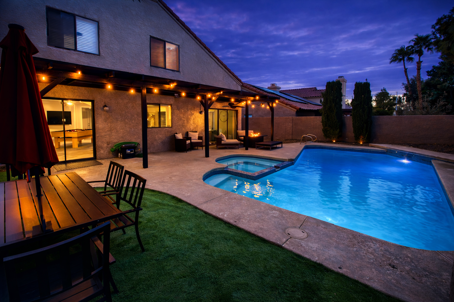 Vegas Heated Pool+Spa Oasis, 15 Min to Strip