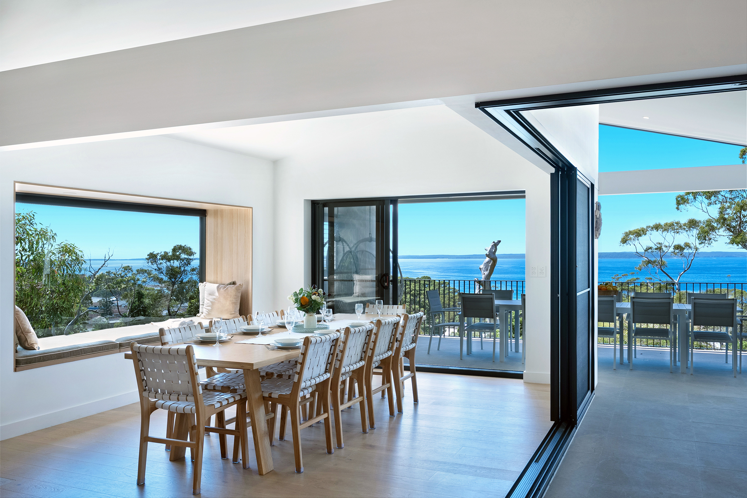 Vue: Breathtaking Jervis Bay views, luxury retreat