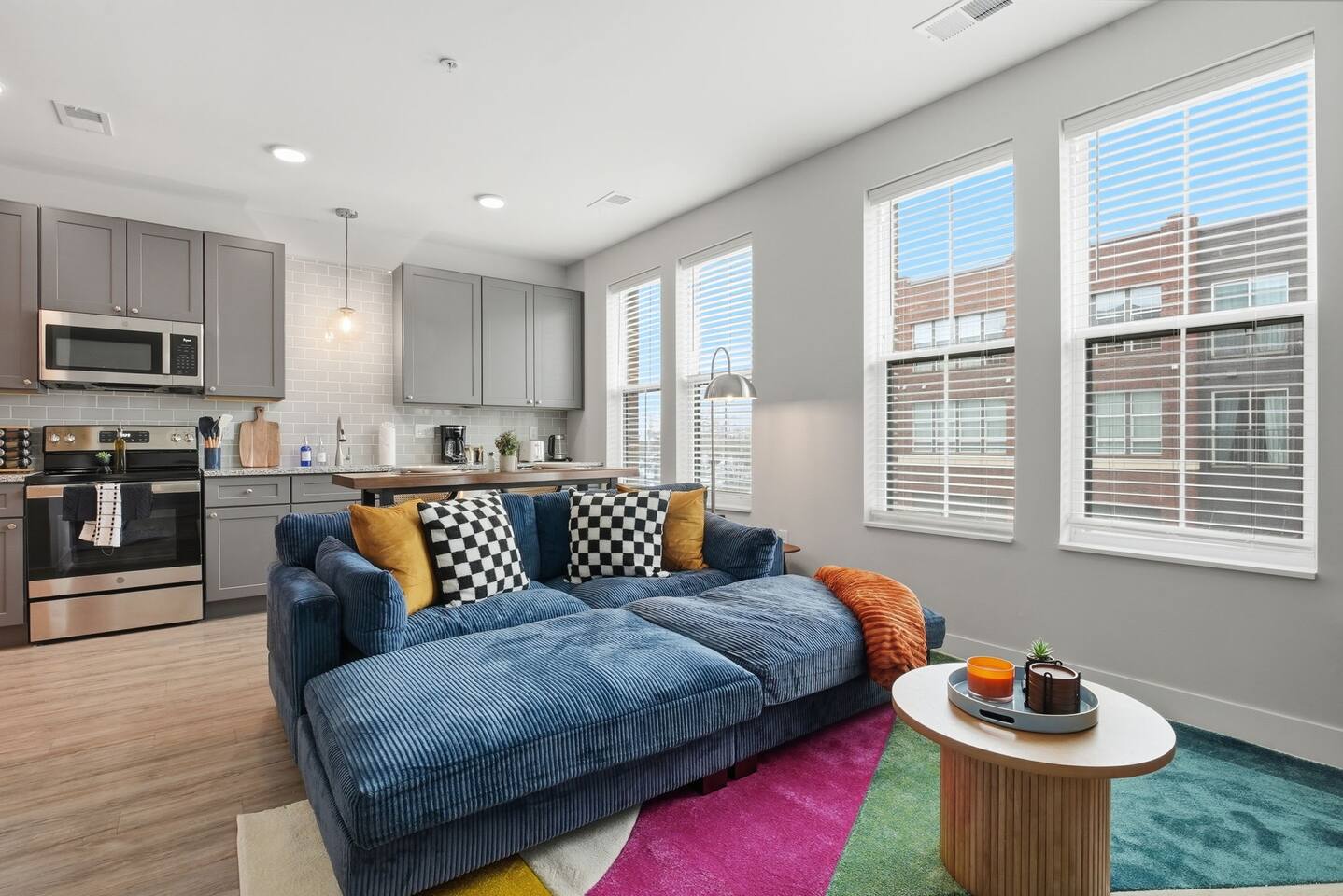 Ogden 219 | Studio w/ Gym • Free Parking