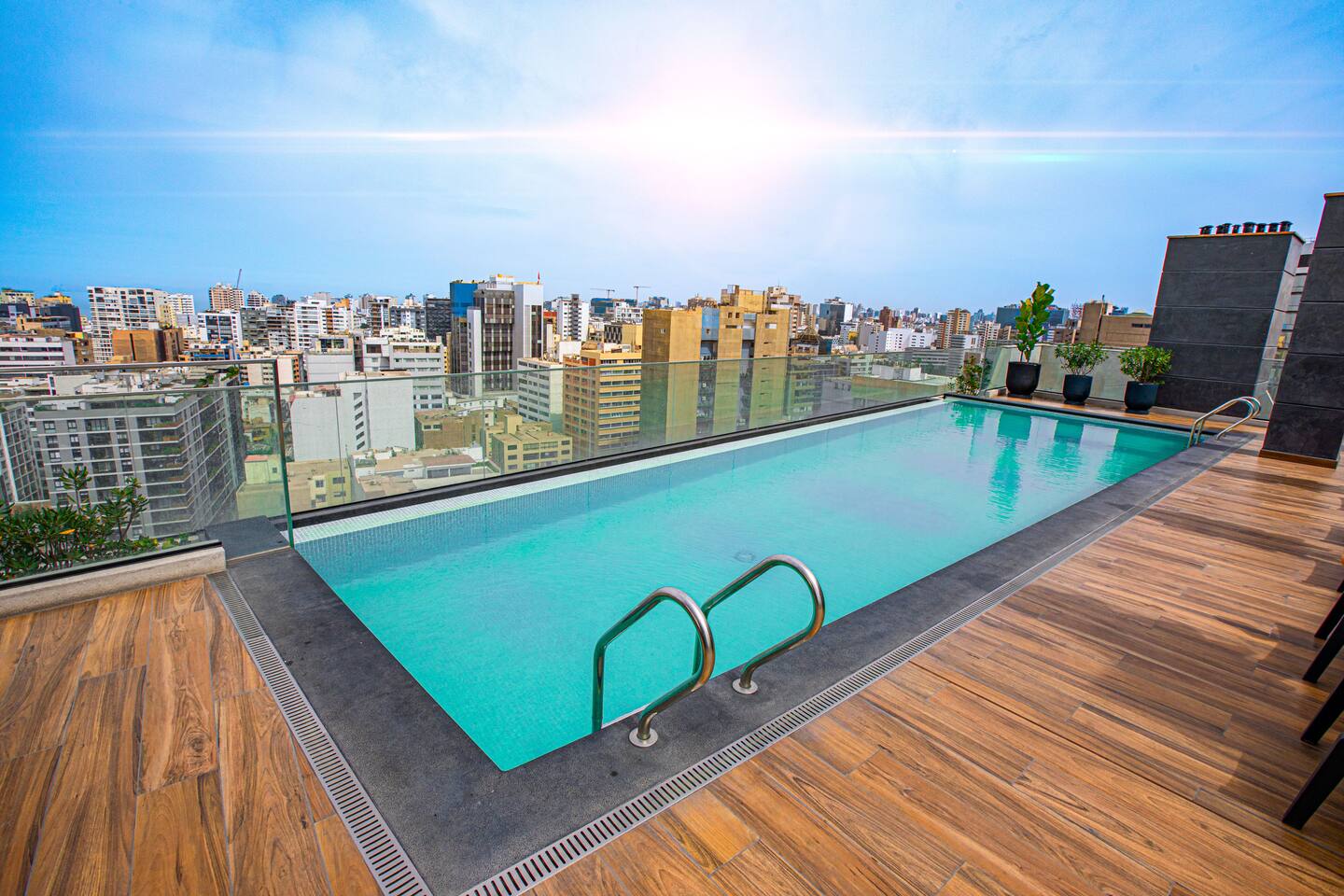 BSR Stunning High-End Residence Av. Larco w/ Pool