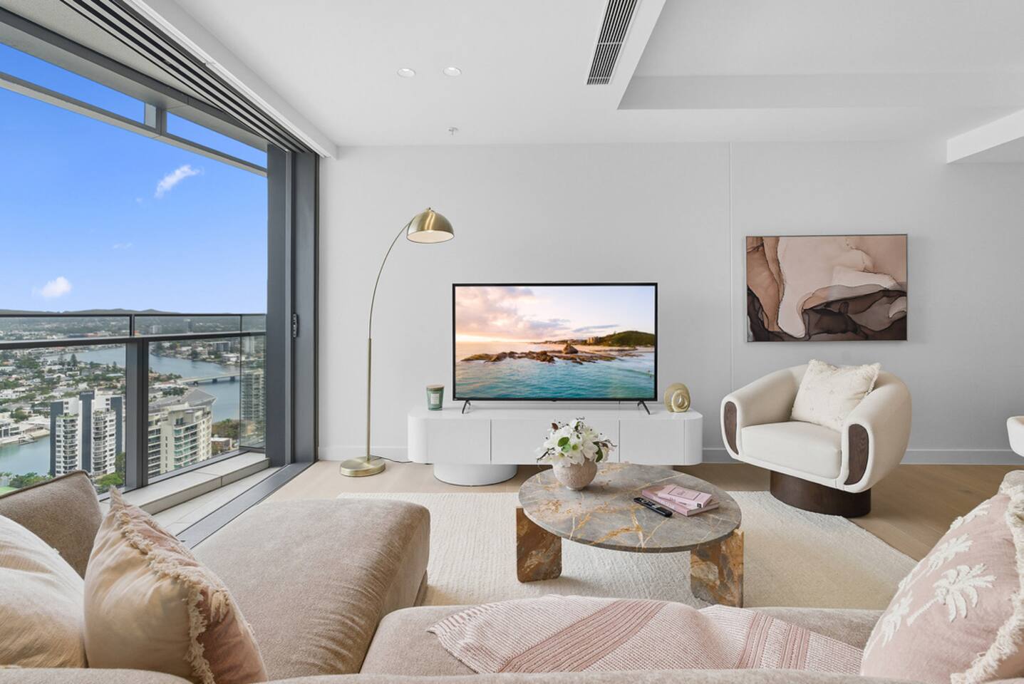 Luxury Jewel Sky Home | River & Hinterland