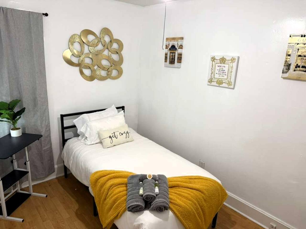 Mia Private Room near Yale, Hospitals & Downtown