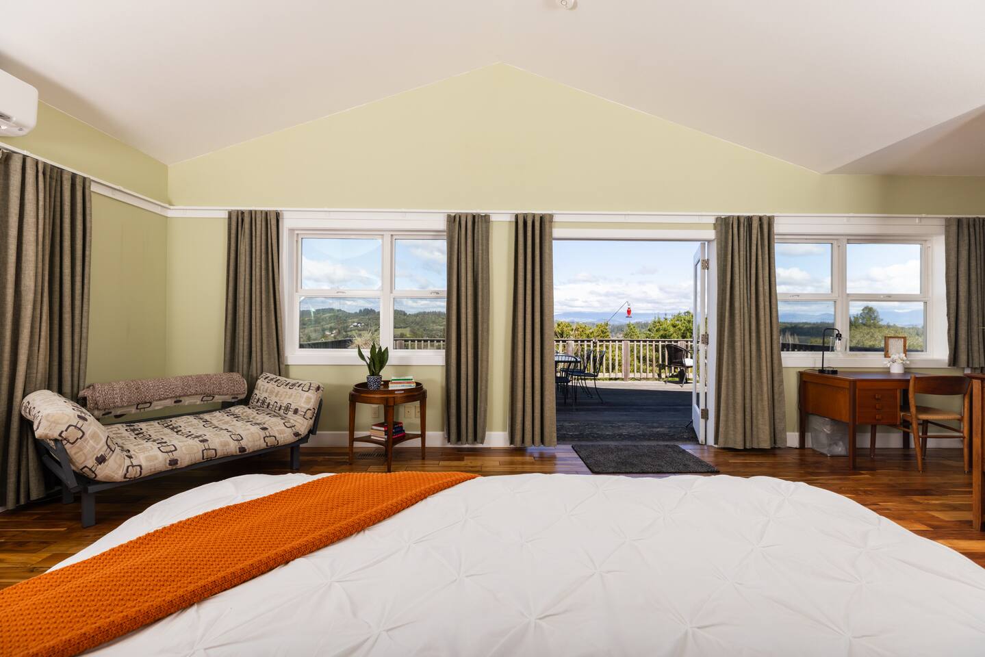 Rest well, wake refreshed, and take in the view.