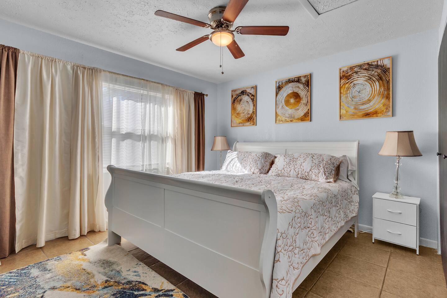 Awesome new 2 BR D apartment close to Bush Gardens