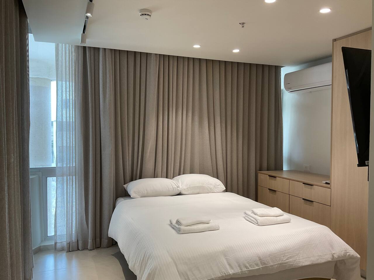 Urban Next The Beach | By Bookiz l Shelter