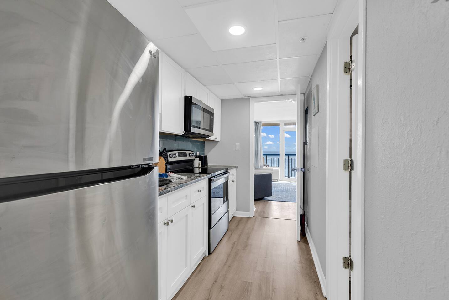 Direct Oceanfront Condo with Stunning Views!