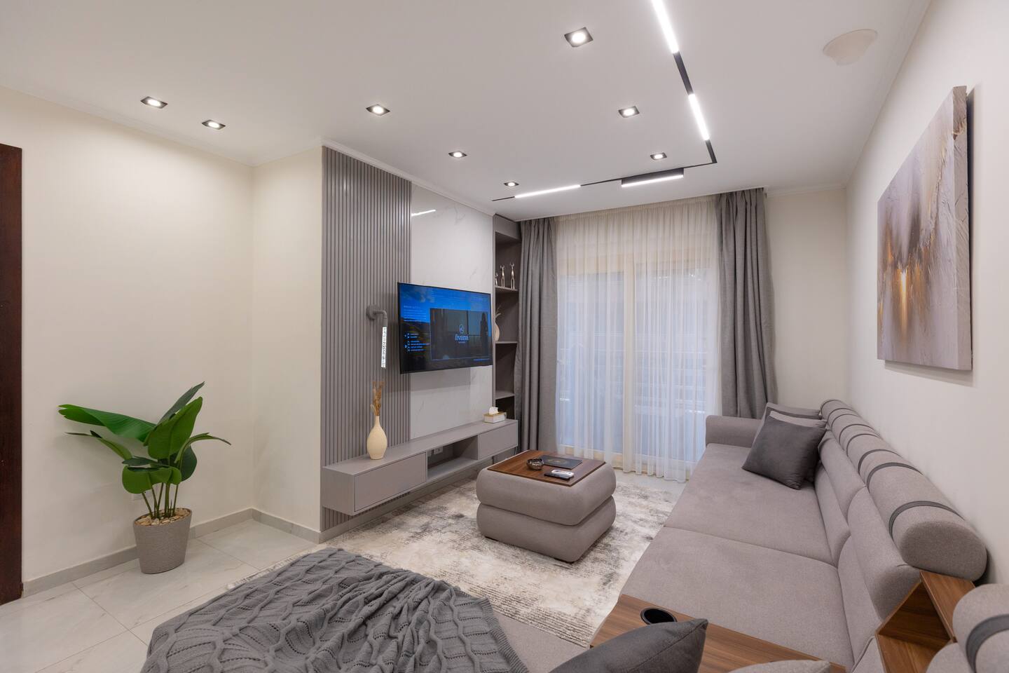 Lovely Central Stay Near Airport photo 3