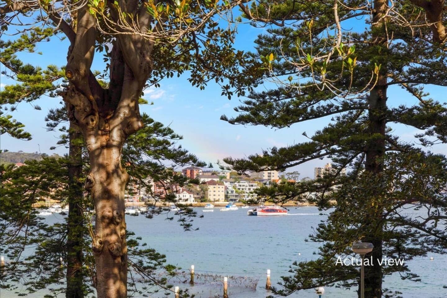 Manly Beachfront Stays - 3 Bedroom With Views