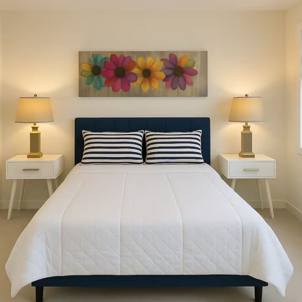 Brand New Entire Home, Full Kitchen, Kid friendly