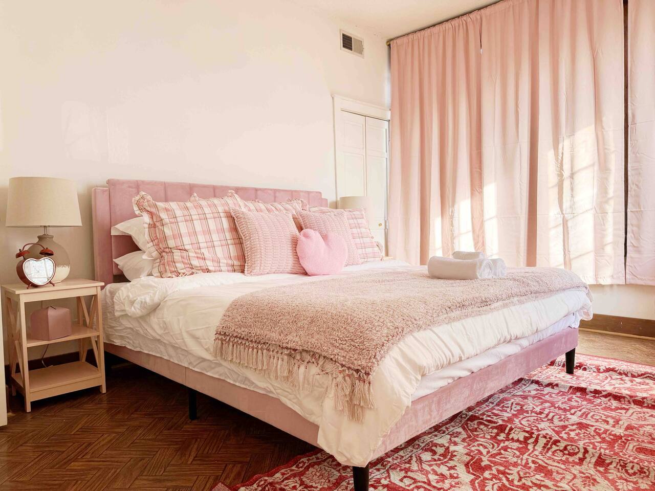 Valentine Suite | 1BD/1BA Apt in The Rose Inn