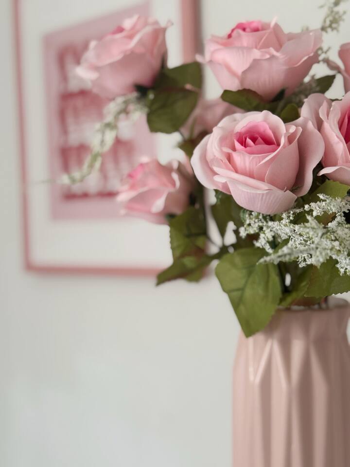 Valentine Suite | 1BD/1BA Apt in The Rose Inn