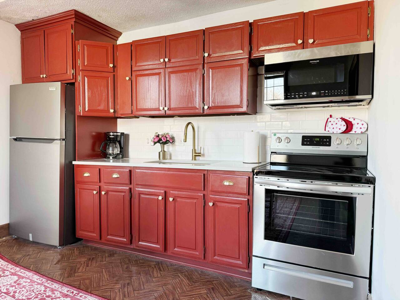 Valentine Suite | 1BD/1BA Apt in The Rose Inn