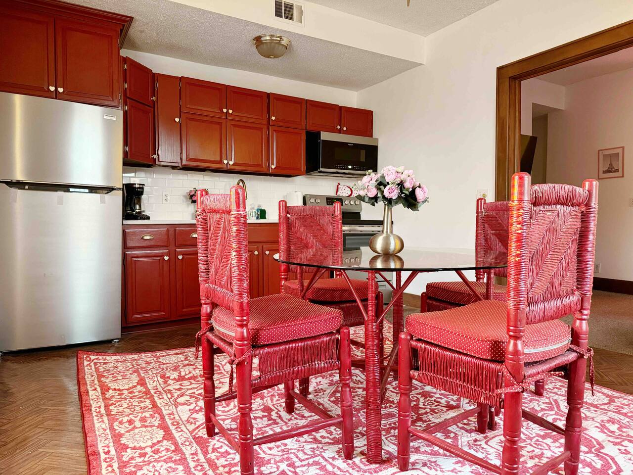 Valentine Suite | 1BD/1BA Apt in The Rose Inn