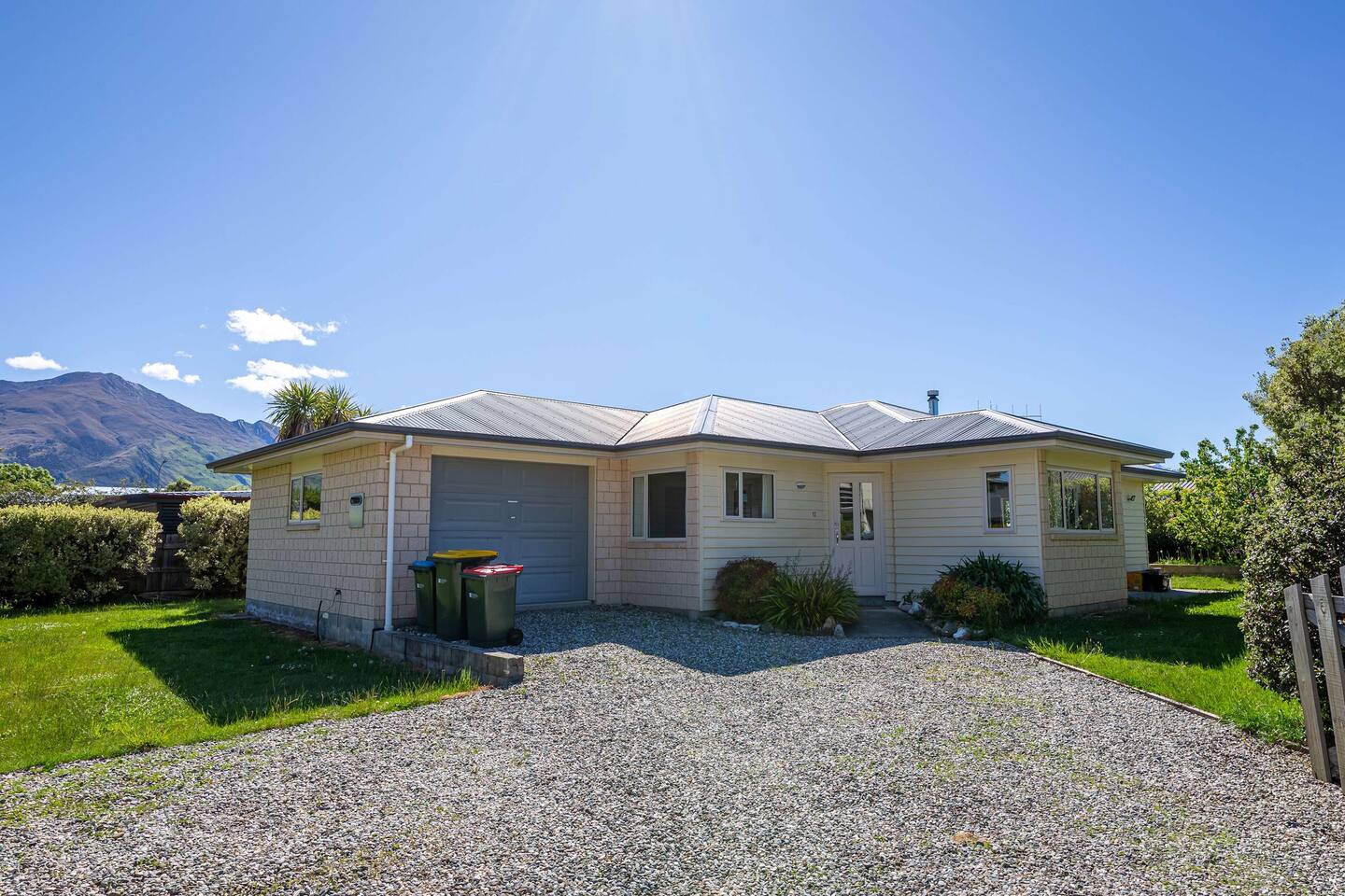 Farrant Family Escape – Roomy Wanaka Retreat